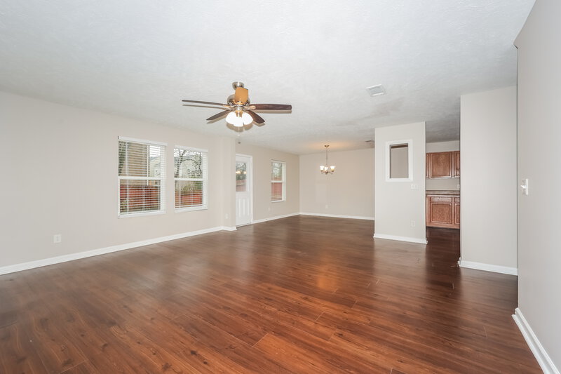 2,590/Mo, 726 Elderberry Way Murfreesboro, TN 37128 Living Room View 2