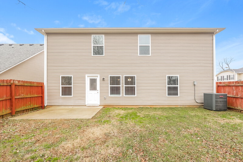 2,590/Mo, 726 Elderberry Way Murfreesboro, TN 37128 Rear View