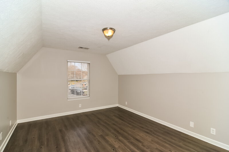 2,015/Mo, 3079 Roscommon Dr Murfreesboro, TN 37128 Bonus Room View