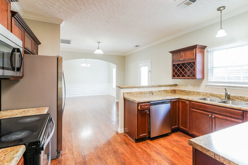 2,505/Mo, 5205 Rockridge Ct Antioch, TN 37013 Kitchen View 2