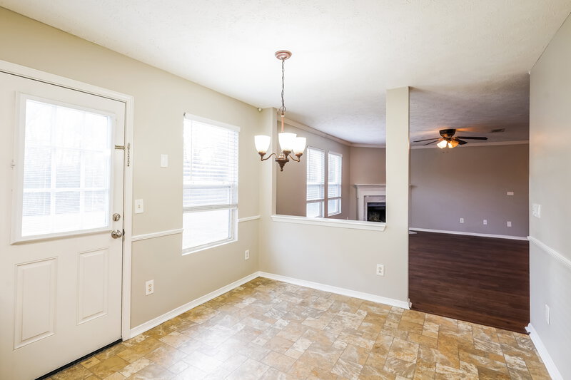 1,950/Mo, 109 Neville Ct Smyrna, TN 37167 Dining Room View