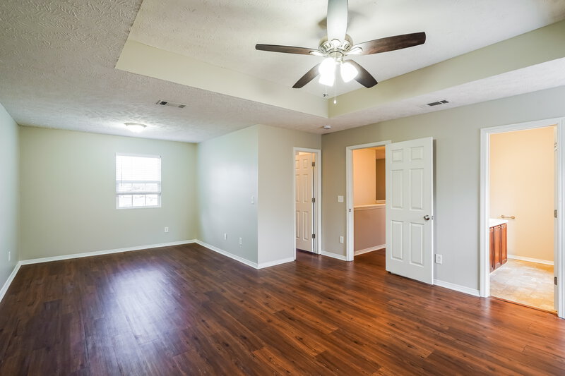 1,950/Mo, 109 Neville Ct Smyrna, TN 37167 Main Bedroom View 2