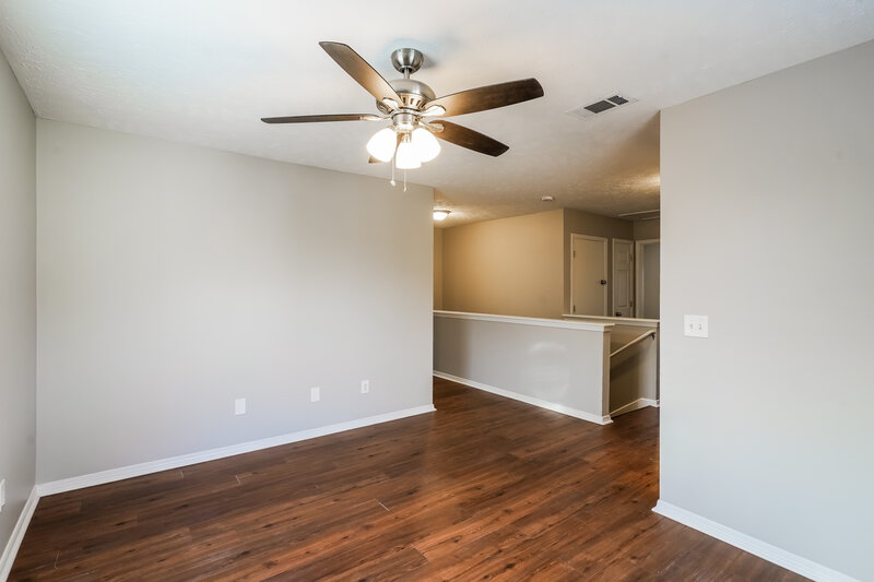 1,950/Mo, 109 Neville Ct Smyrna, TN 37167 Loft View