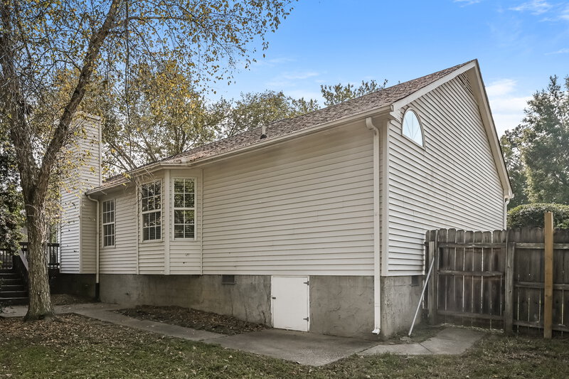 2,355/Mo, 1019 Cedar Creek Village Rd Mt Juliet, TN 37122 Rear View
