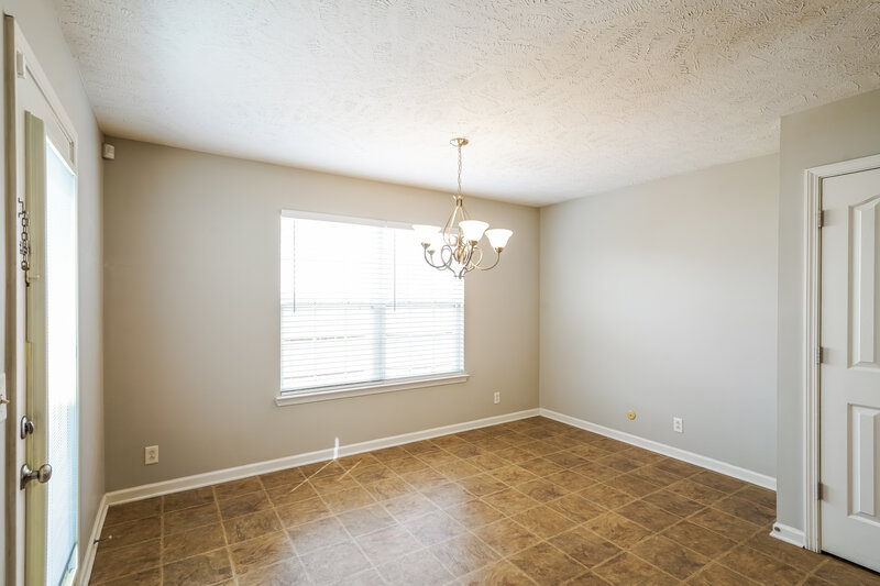 1,960/Mo, 2026 Cason Trl Murfreesboro, TN 37128 Dining Room View
