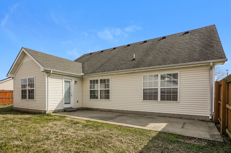 1,960/Mo, 2026 Cason Trl Murfreesboro, TN 37128 Rear View
