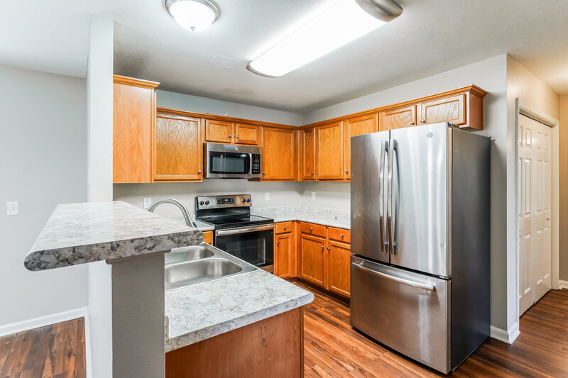 2,180/Mo, 143 Howard Woody Dr La Vergne, TN 37086 Kitchen View