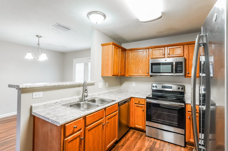 2,180/Mo, 143 Howard Woody Dr La Vergne, TN 37086 Kitchen View 2