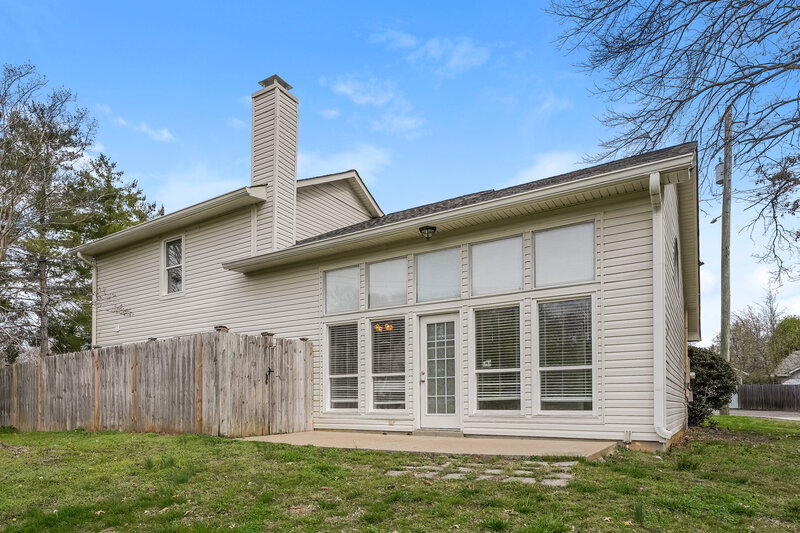 2,410/Mo, 102 Summerwood Ct Hendersonville, TN 37075 Rear View
