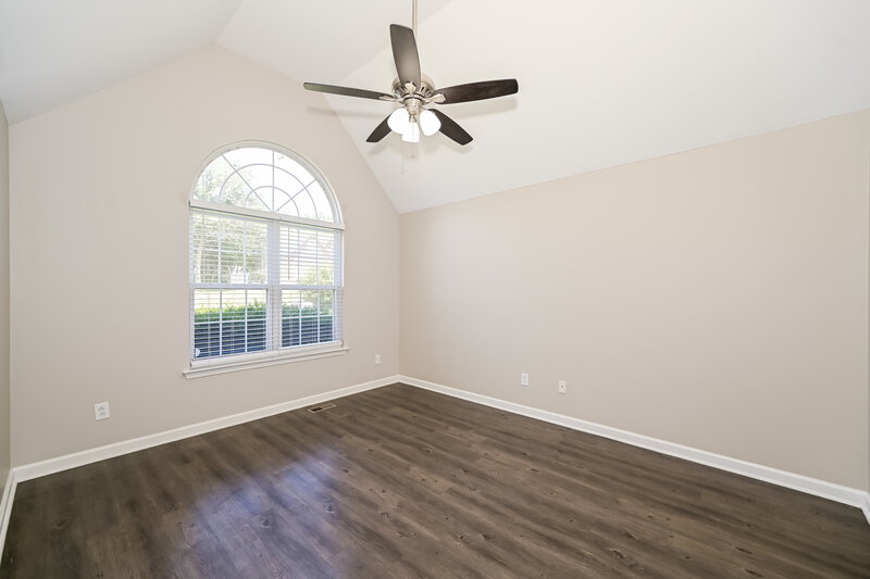 2,525/Mo, 1594 Laurel Ledge Dr La Vergne, TN 37086 Main Bedroom View 2