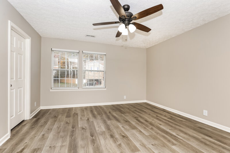 2,220/Mo, 1609 Timber Run Nashville, TN 37214 Main Bedroom View