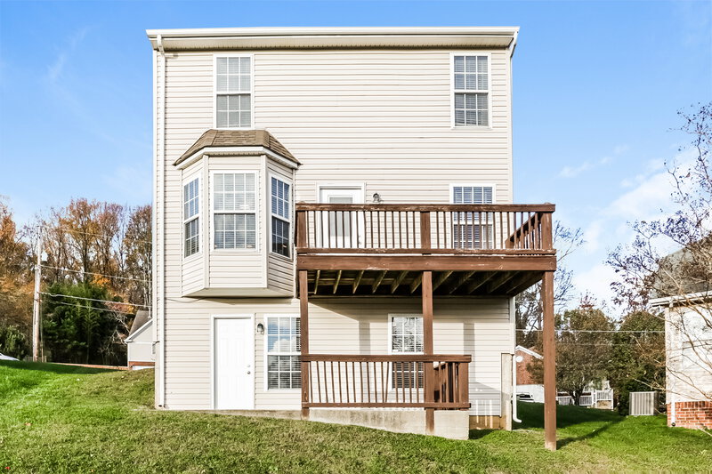 2,220/Mo, 1609 Timber Run Nashville, TN 37214 Rear View