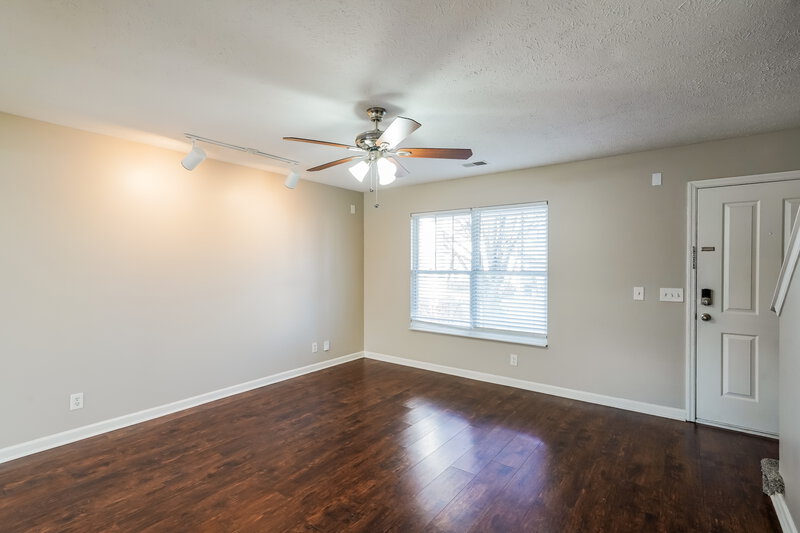 2,105/Mo, 2860 Paddle Wheel Dr Nashville, TN 37214 Living Room View