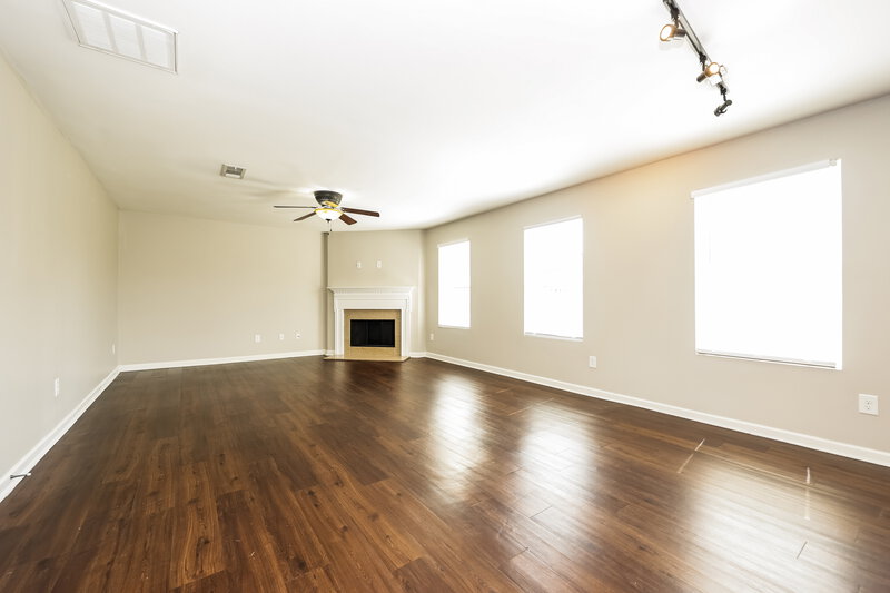 2,435/Mo, 208 Elderberry Way Murfreesboro, TN 37128 Living Room View