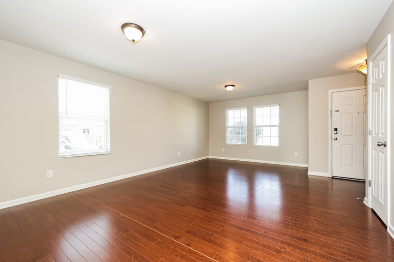 2,435/Mo, 208 Elderberry Way Murfreesboro, TN 37128 Living Room View 3