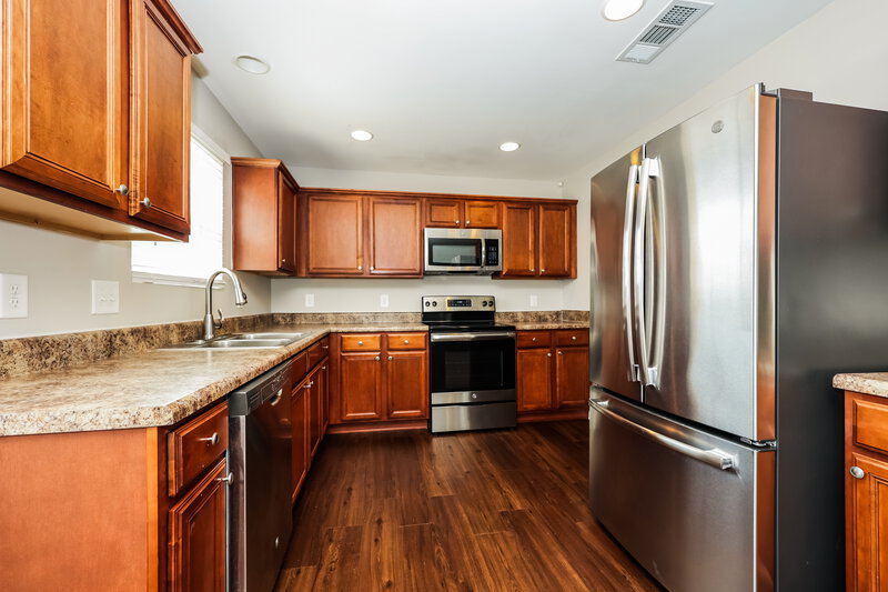 2,435/Mo, 208 Elderberry Way Murfreesboro, TN 37128 Kitchen View