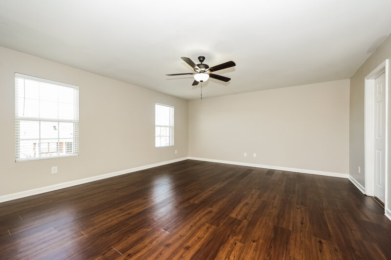 2,435/Mo, 208 Elderberry Way Murfreesboro, TN 37128 Main Bedroom View 2
