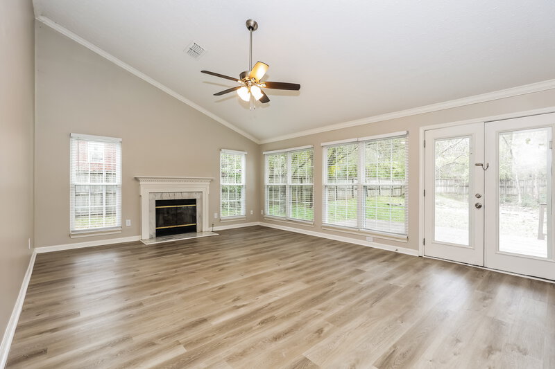 2,620/Mo, 4569 Raccoon Trl Hermitage, TN 37076 Living Room View 2