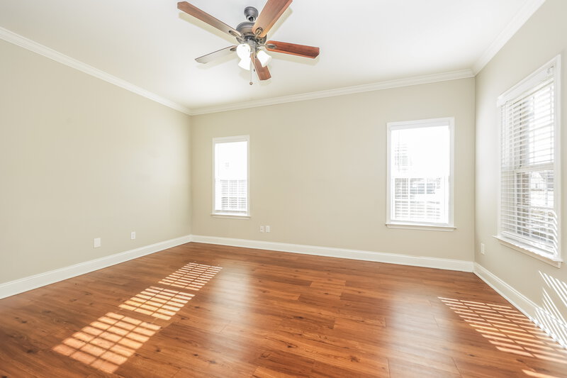 2,025/Mo, 4236 Princeton Oaks Ln Murfreesboro, TN 37129 Living Room View 2