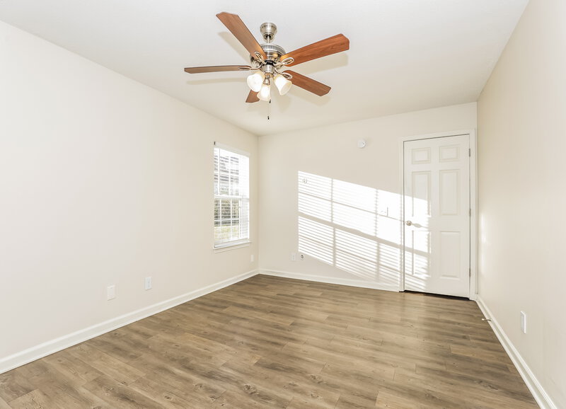 1,720/Mo, 838 Carmen Way La Vergne, TN 37086 Main Bedroom View