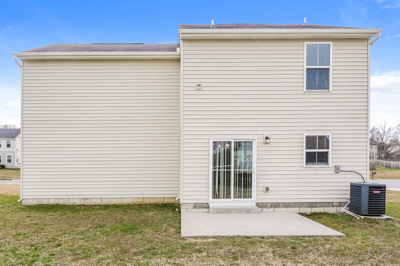 2,980/Mo, 106 Norwich Ct La Vergne, TN 37086 Rear View