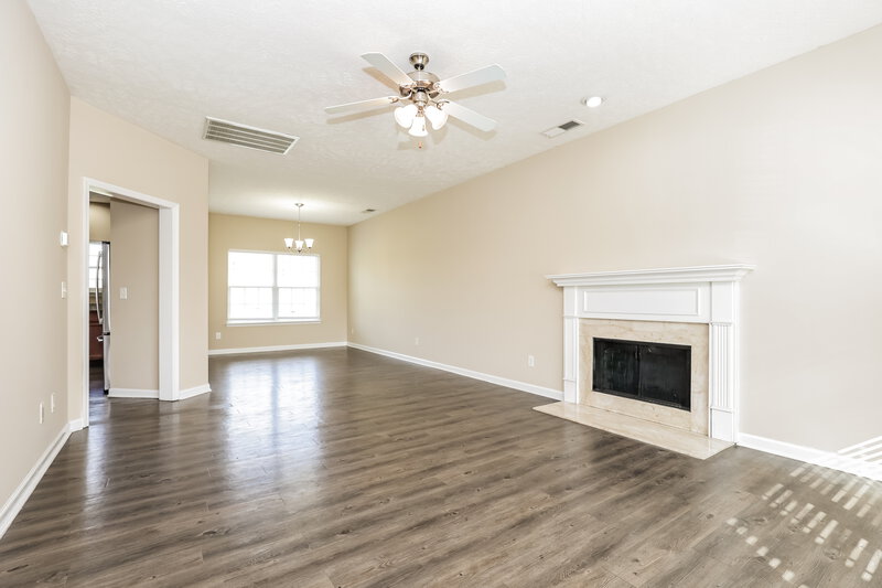 2,025/Mo, 287 Hollandale Rd La Vergne, TN 37086 Living Room View
