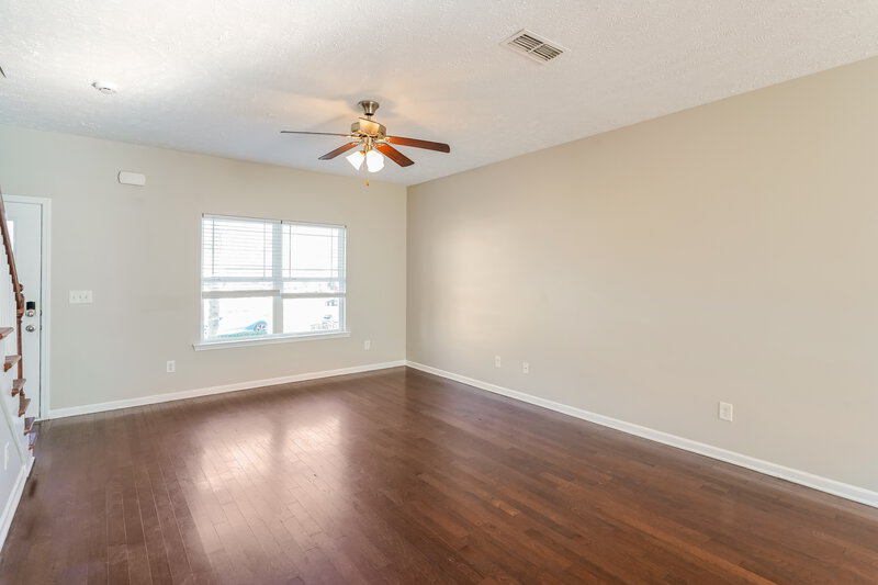 2,325/Mo, 1509 Rockglade Run Antioch, TN 37013 Living Room View