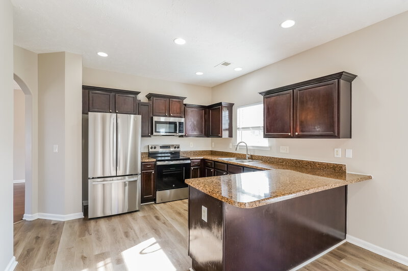 2,325/Mo, 1509 Rockglade Run Antioch, TN 37013 Kitchen View