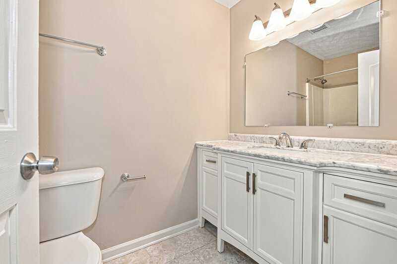 2,295/Mo, 2819 Weybridge Dr Murfreesboro, TN 37128 Bathroom View