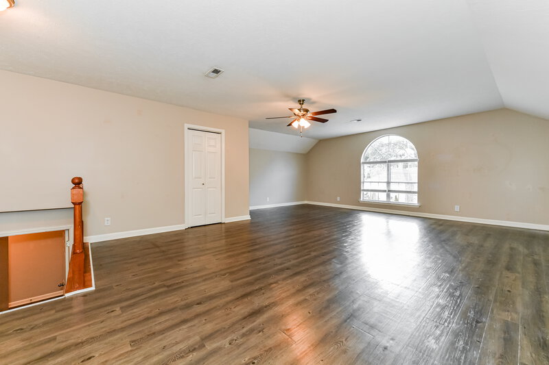 2,145/Mo, 2941 Split Oak Trl Antioch, TN 37013 Bonus Room View
