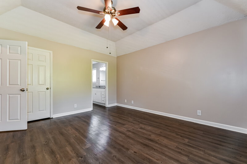 2,145/Mo, 2941 Split Oak Trl Antioch, TN 37013 Main Bedroom View