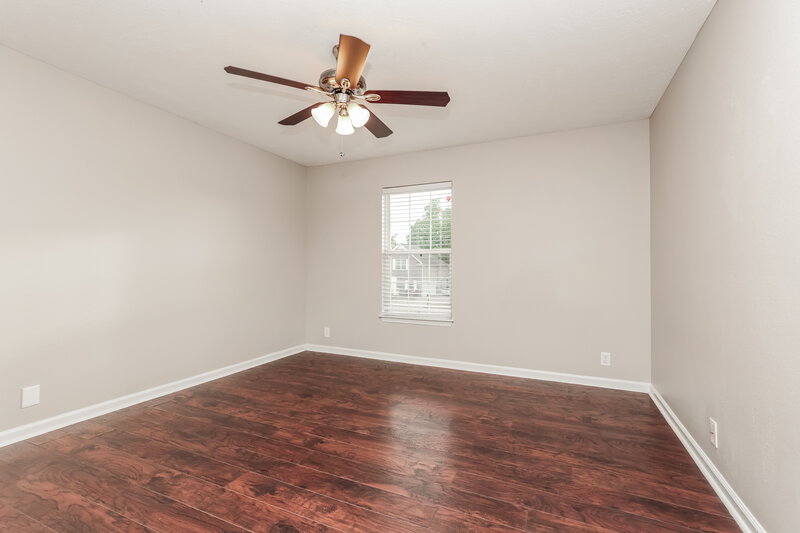 1,985/Mo, 122 Mary Joe Martin Dr La Vergne, TN 37086 Main Bedroom View