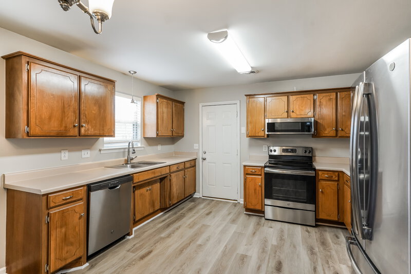 2,090/Mo, 2906 Kedzie Dr Murfreesboro, TN 37130 Kitchen View