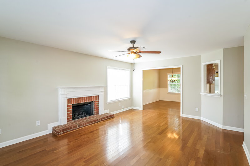 2,605/Mo, 2817 Sutherland Dr Thompsons Station, TN 37179 Living Room View 2