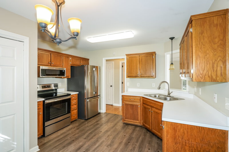 2,605/Mo, 2817 Sutherland Dr Thompsons Station, TN 37179 Kitchen View