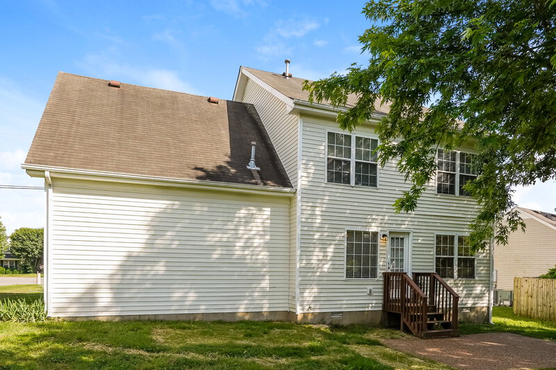 2,605/Mo, 2817 Sutherland Dr Thompsons Station, TN 37179 Rear View