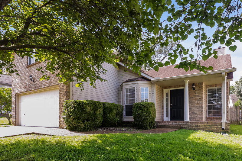 2,900/Mo, 3308 Milbridge Dr Antioch, TN 37013 Front View