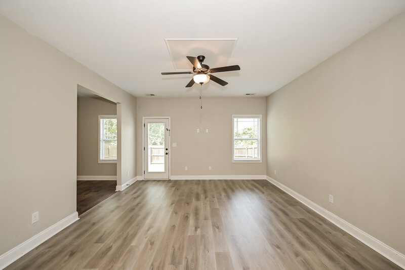 2,255/Mo, 1217 Catawba Way Murfreesboro, TN 37130 Living Room View