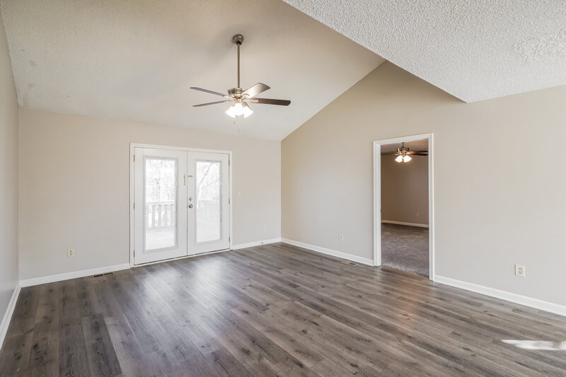 2,020/Mo, 1220 Reelfoot Cir Nashville, TN 37214 Living Room View 2