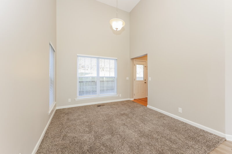 2,375/Mo, 4816 Aaron Dr Antioch, TN 37013 Dining Room View 2