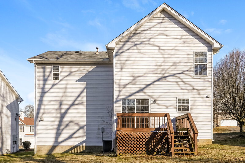 1,900/Mo, 720 Ansley Ct Antioch, TN 37013 Rear View