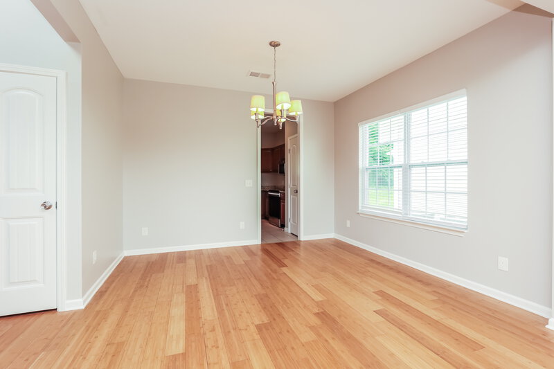 2,155/Mo, 3148 Skinner Dr Antioch, TN 37013 Dining Room View 2