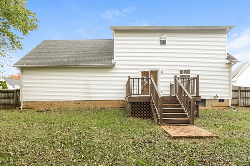 2,045/Mo, 3013 Candlelite Dr Spring Hill, TN 37174 Rear View