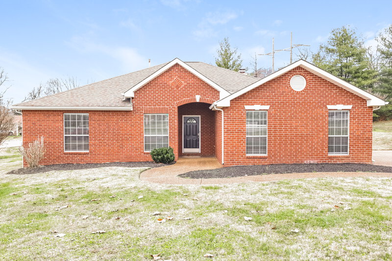 2,100/Mo, 204 Trophy Court Thompsons Station, TN 37179 External View
