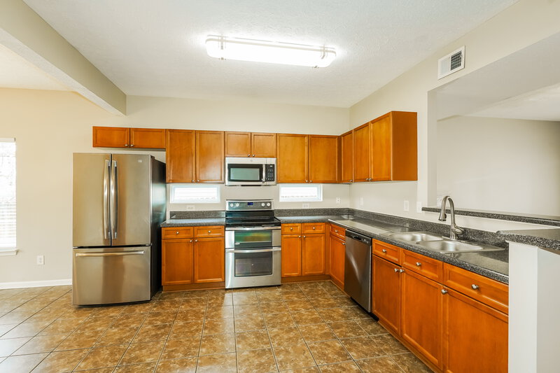 2,480/Mo, 1483 Bern Dr Spring Hill, TN 37174 Kitchen View