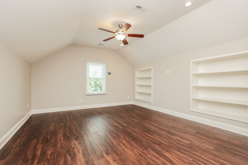 2,393/Mo, 418 Oakhaven Dr Smyrna, TN 37167 Loft View