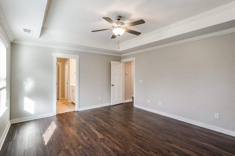 2,540/Mo, 2032 Hamilton Hill Dr Antioch, TN 37013 Main Bedroom View 2