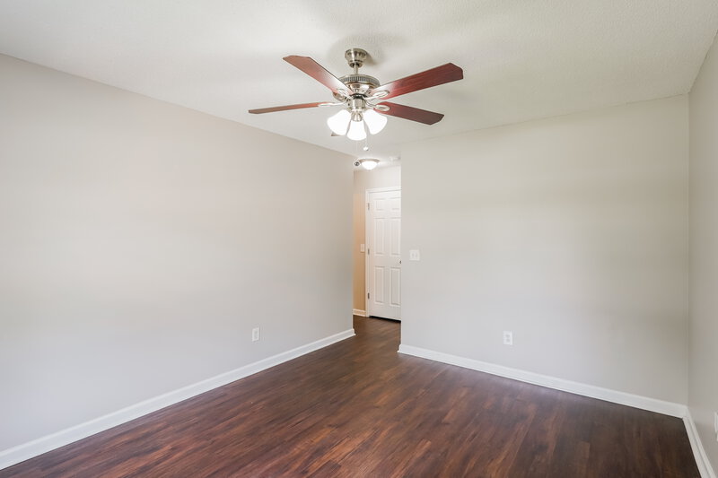1,950/Mo, 4440 Lavergne Couchville Pike Antioch, TN 37013 Main Bedroom View 2