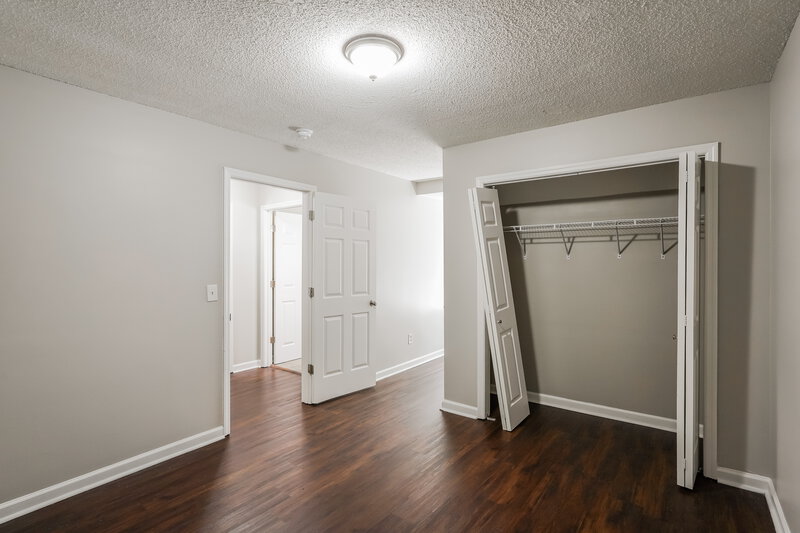 1,950/Mo, 4440 Lavergne Couchville Pike Antioch, TN 37013 Bedroom View 3