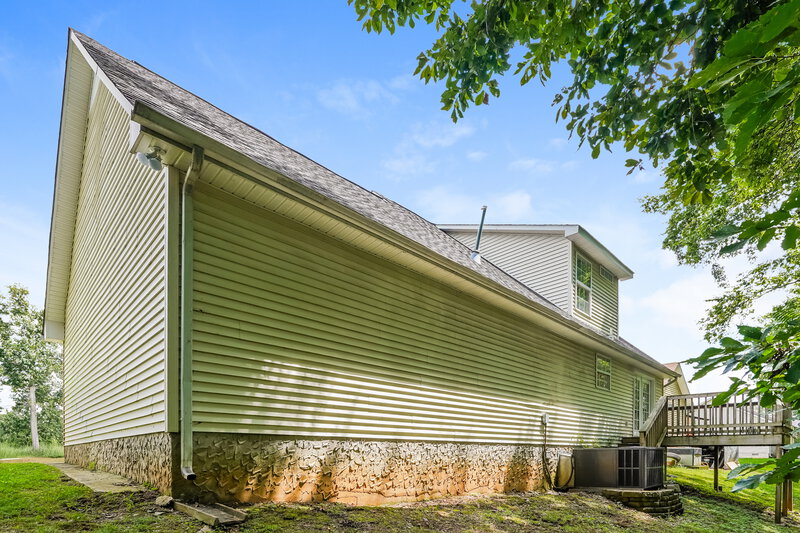 1,950/Mo, 4440 Lavergne Couchville Pike Antioch, TN 37013 Rear View